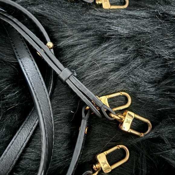 Mini Louis Vuitton backpack reverse - Picture 9 of 13